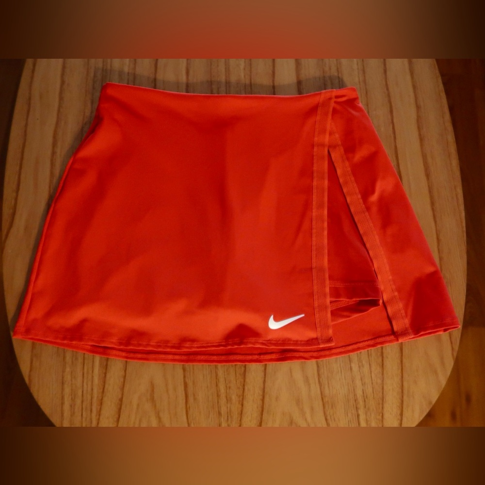 Nike Dri-Fit Tennis Skirt in Red